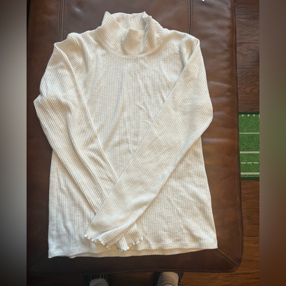 A and F stretch mock neck - Picture 1 of 2